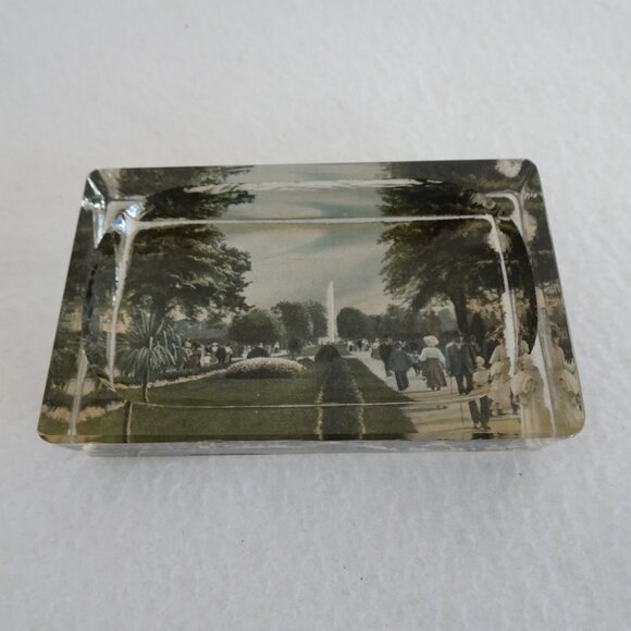 Vintage Paperweight Ashtray Trinket Dish Glass Picture of National Mall DC - Picture 2 of 10